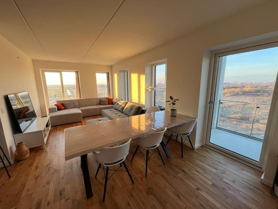 114 Sqm Flat In Bella Tower *